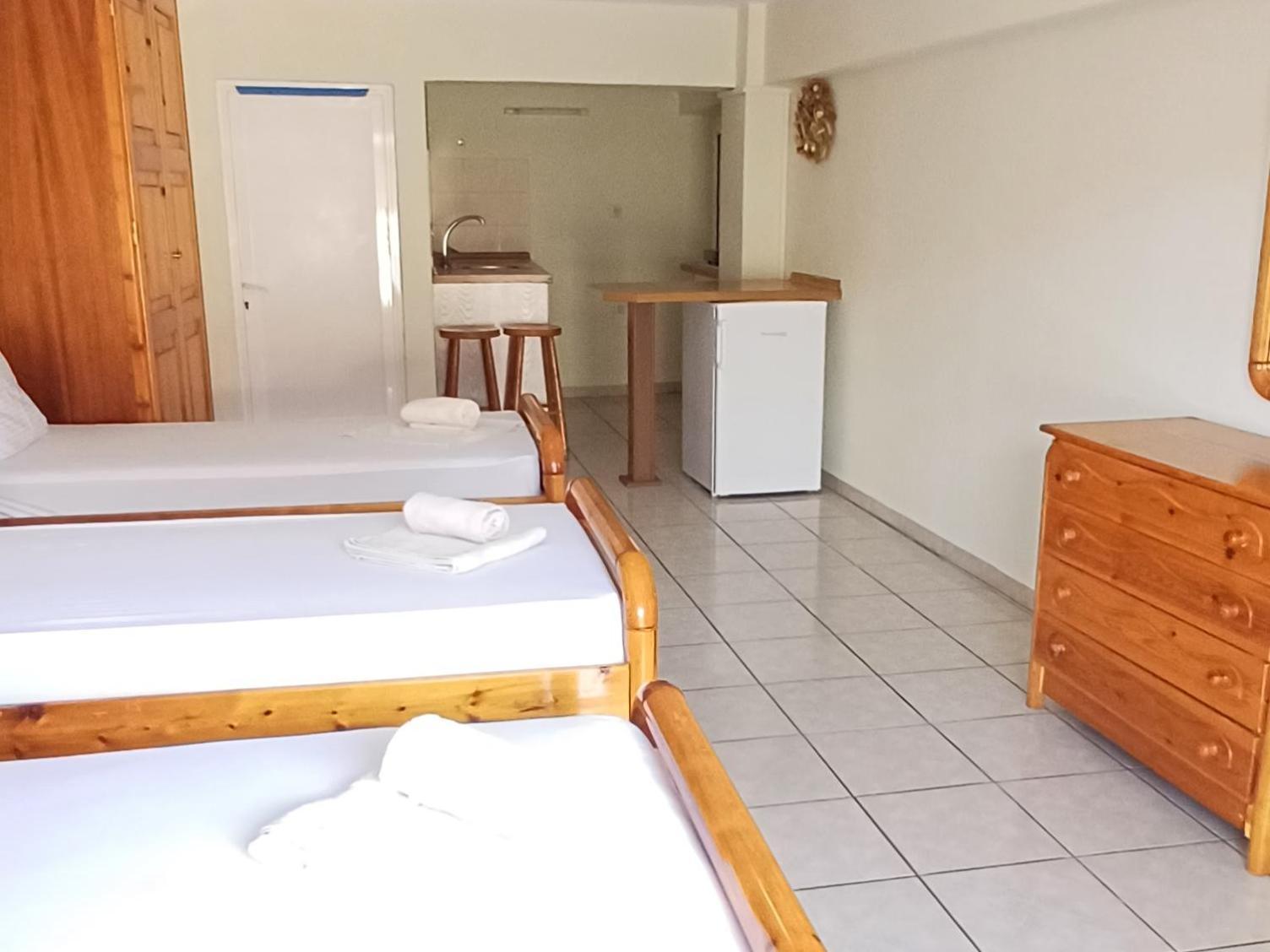 Flora Studios Corfu - Adults Only ベニテス 部屋 写真